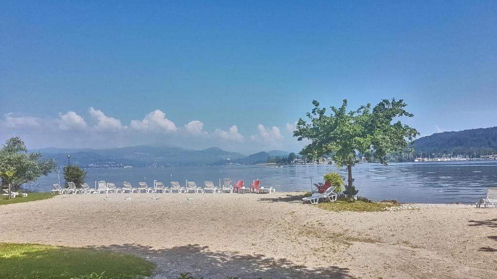 Lake Maggiore 2 Minutes Apartment Dormelletto Exterior photo